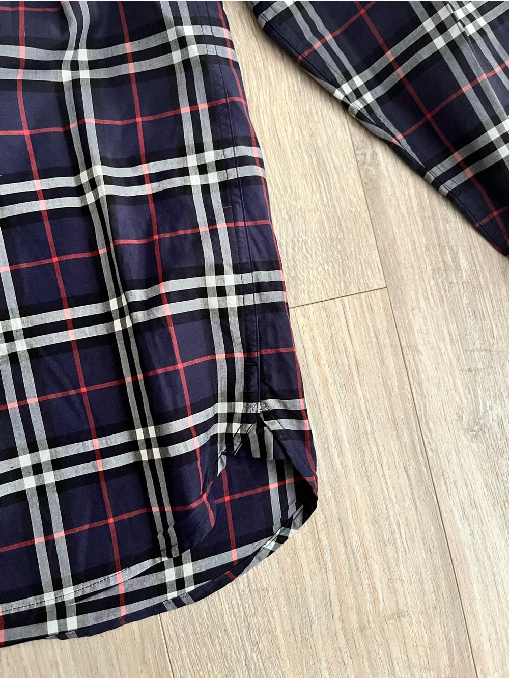 BURBERRY Men’s George Check Button Down Shirt Blue/White/Red - Size XL - Picture 2 of 9